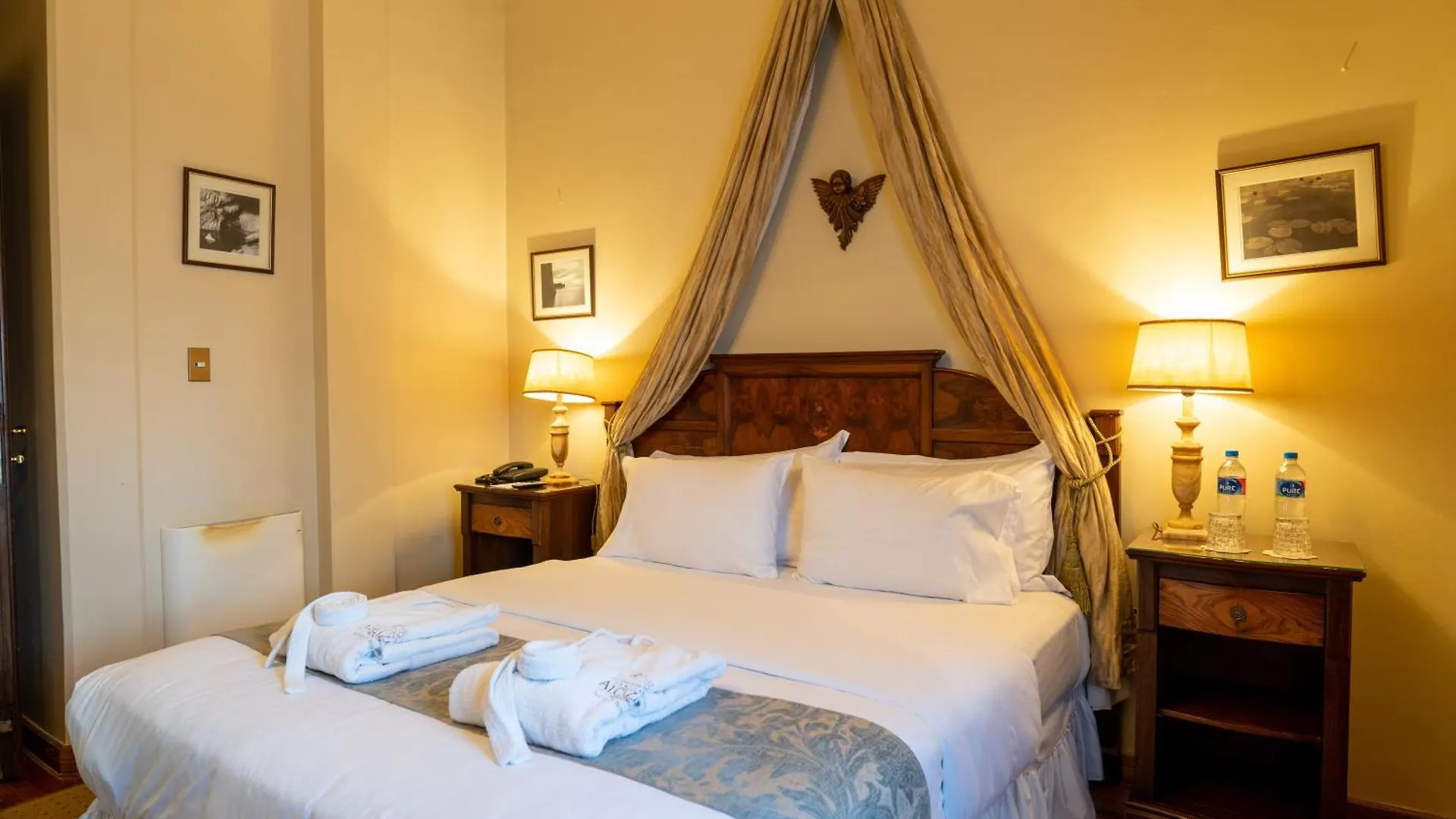 Mansion Alcazar Hotel Cuenca Ecuador