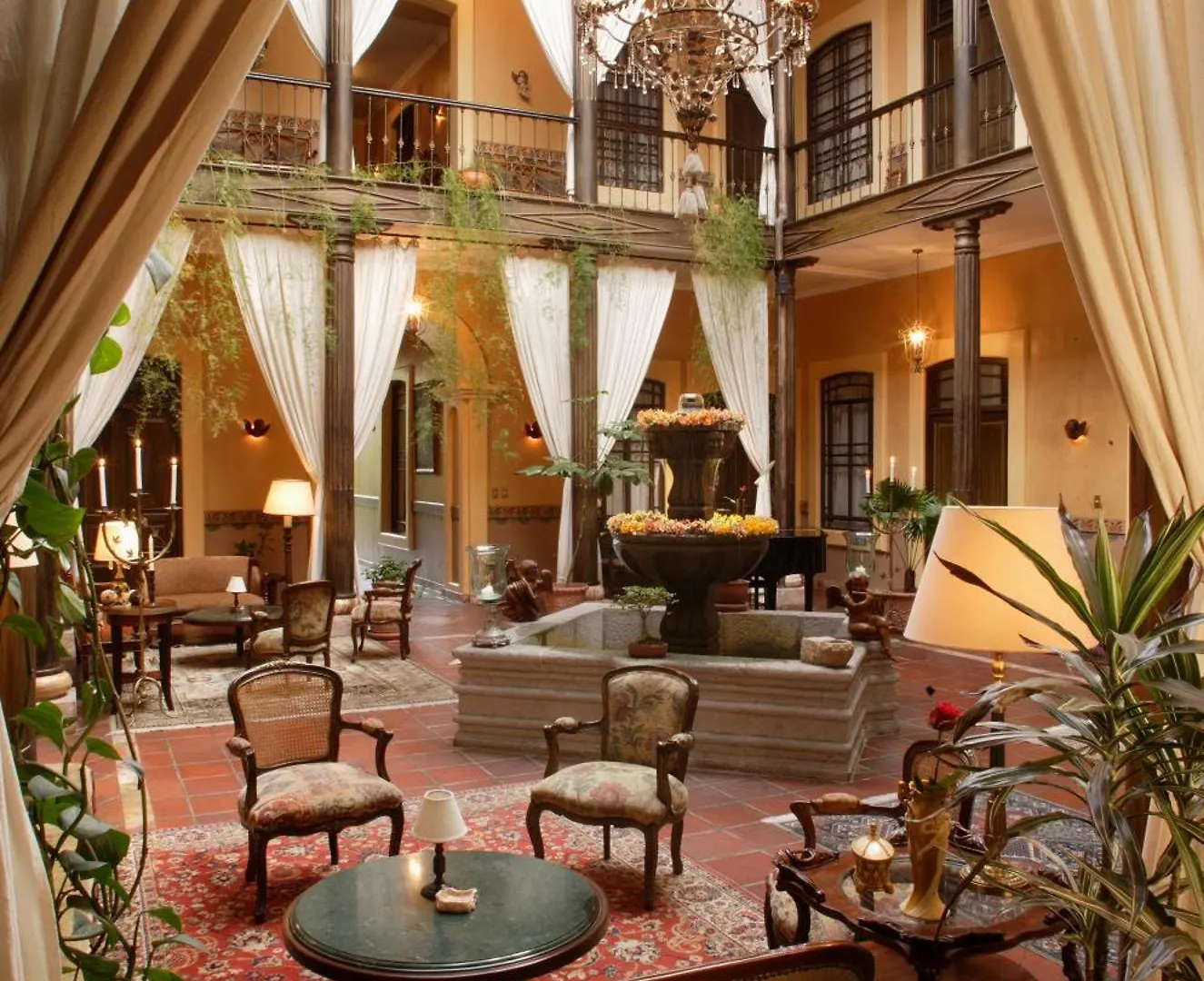 Mansion Alcazar Hotel Cuenca 5*,